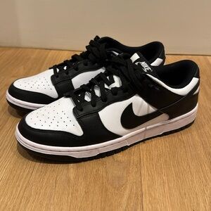 Nike Dunk Pandas